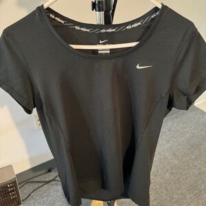 Women's  Nike Running t-shirt